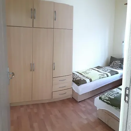 Apartment Rozsa *